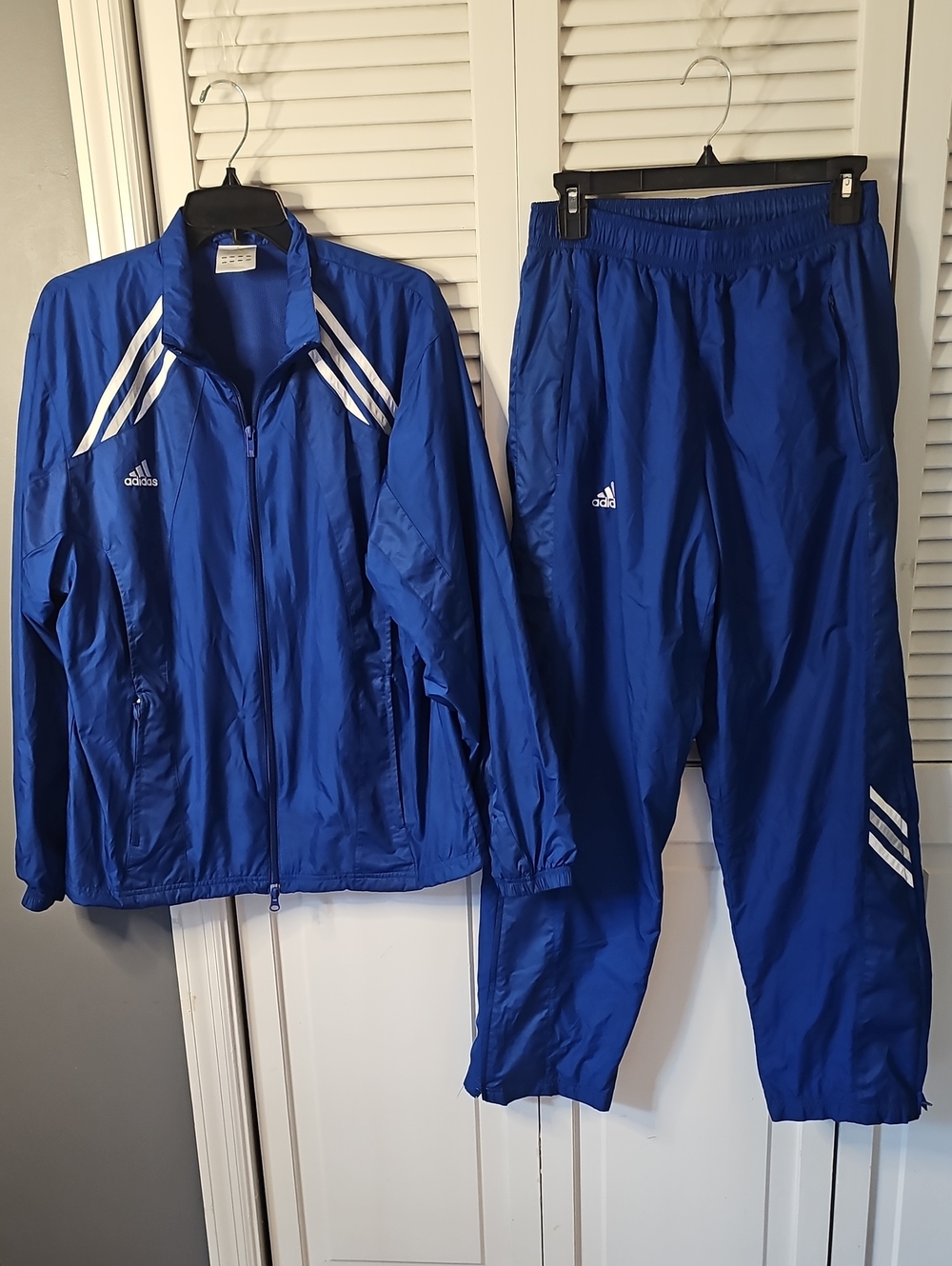 adidas Men’s Size: SMALL Royal Blue Track Jacket and Pants Set